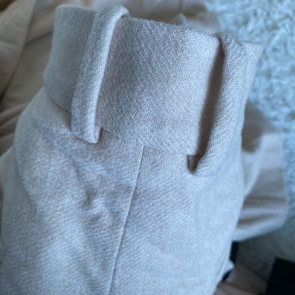 Aritzia Babaton Pleated Pant - Picture 8 of 10